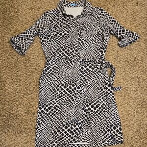 Stylish Black and White Patterned Dress